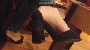 Online film Hot girl feet in high heels