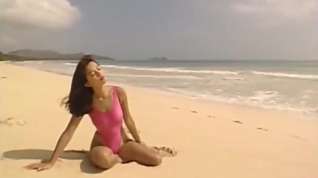 Online film Hot Asian pink Swimsuit
