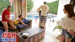Online film Rosalyn Sphinx & Whitney Wright in Fourth Of July Family Fuck - NUBILESPorn