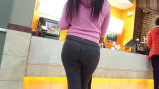 Online film Candid teen bubble butt in yoga pants