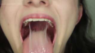 Online film Phlegm snot spit mouth