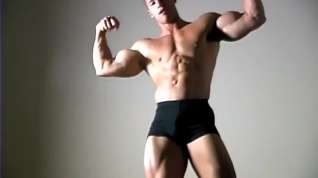 Online film Greg - Ripped muscle
