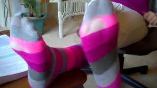 Online film Annoying roommates socks
