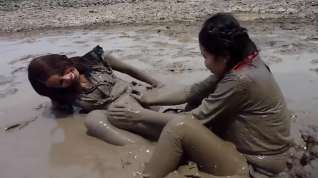 Online film two thai girls in mud