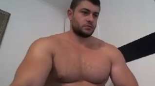 Online film Massive bodybuilder