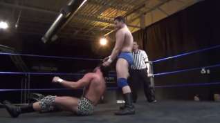Online film Hot Wrestling Men: Reeves vs Vine