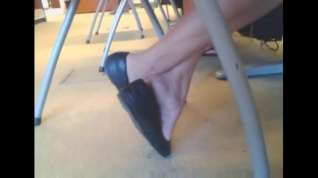 Online film Mature Asian Toe Wiggling and Shoe play