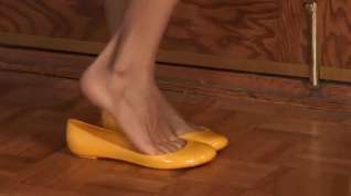 Online film Shoe dipping soles show
