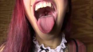 Online film Stefania Mafra - Virtual Throat Gagging
