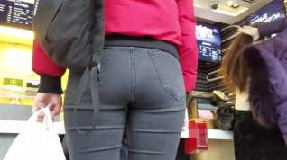 Online film Redhead girl with round ass on the food court