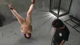 Online film Naughty Asian chick gets tied up and suspended