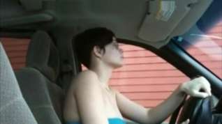 Online film Woman Showing Her Tits in a Drive Through