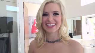 Online film Cute Blonde Anikka Albrite Gets Her Mouth Stuffed With Cock