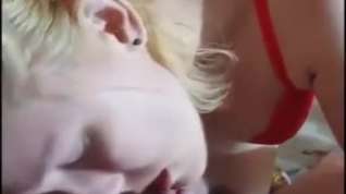Online film Blonde MILF wife lingerie Strip-BJ-Cumshot