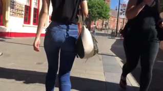 Online film Jeans walking candid