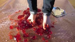 Online film Crushing Jello and fruit barefoot