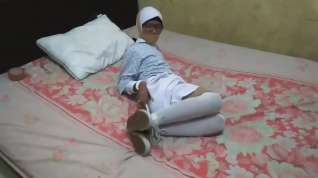 Online film Indonesian hijabi girl wrap gagged