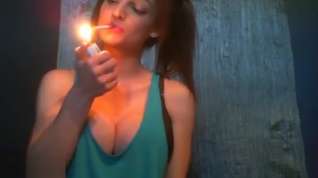 Online film babe smoking