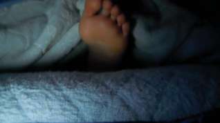 Online film sleepy girlfriend feet