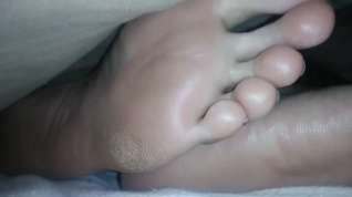 Online film My gf warm sleeping feet (feet smelled like honey)