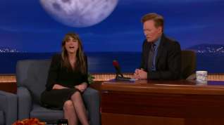 Online film Amanda Peet - Conan (2015)