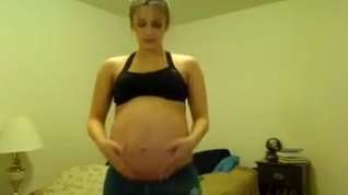 Online film Pregnant Girl Does A Striptease In Her Room