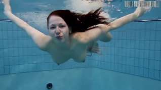 Online film Special Czech Teen Hairy Pussy In The Pool