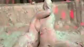 Online film Mud Wrestling With Messy Clothed Cuties
