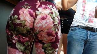 Online film Candid Fine Latina Insane Booty!! in Flowered Leggings!! pt2