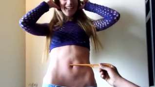 Online film Outie navel play