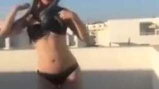 Online film Arab Tunisian Girl bikini dance