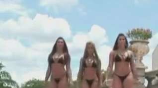 Online film Brunette in rhinestone bikini screwed