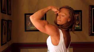 Online film Hailey McGrath Muscle Talk