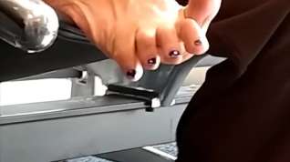 Online film Candid Asian Feet At The Airport !!!!