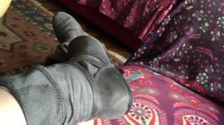 Online film Sexy Shoeplay in Grey Calf High Flat Boots Shoe Boot Fetish Toe Tapping