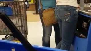 Online film CANDID VERY SKINNY YOUNG TEEN CHECKING OUT AT WALMART