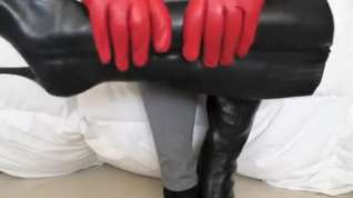 Online film .::ASMR::.Soft leather boots gets examined by leather gloves (crinkling, an