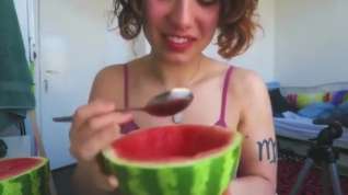 Online film Maria alive watermelon stuffing