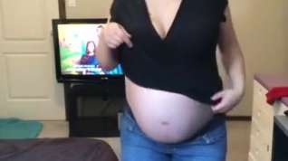 Online film Pregnant redhead strips and makes you want more