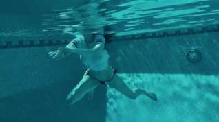 Online film Piper Blush- Swim Time