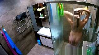 Online film voyeur in the shower - Sasha №9 (archive) \ LifeUnderCam