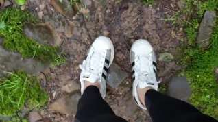 Online film Hiking with Adidas Superstar