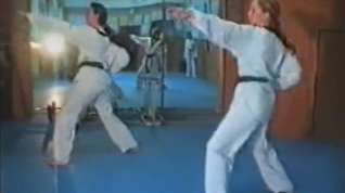 Online film Karate Kicks - 3