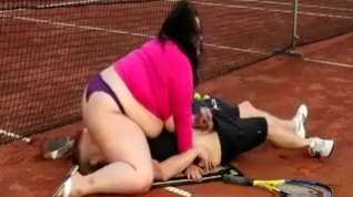 Online film Bbw Fat Plumps Sits On Guys Face As She Lost Tennis Match