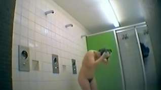 Online film Spying Moms With Hairy Twats In Shower Room