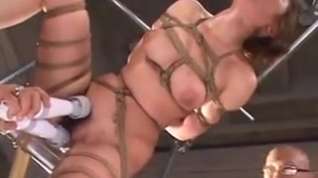 Online film Delicious Asian Gal Has Her Pussy Stimulated During Bondage