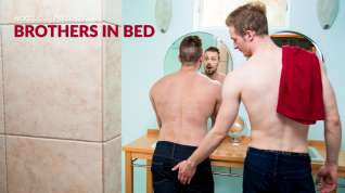Online film Blake Hunter & Ty Derrick in Brothers in Bed - NextdoorStudios