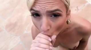 Online film Blonde Babe Eliza Jane Blows Big Cock Of Stalker