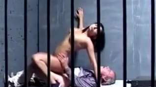 Online film Prison Babe Getting Sucked And Fucked After Sucking Old Guy