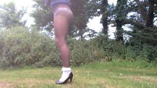 Online film Outdoor pleated skirt black pantyhose.
